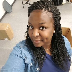 Meet your Posher, Latonya